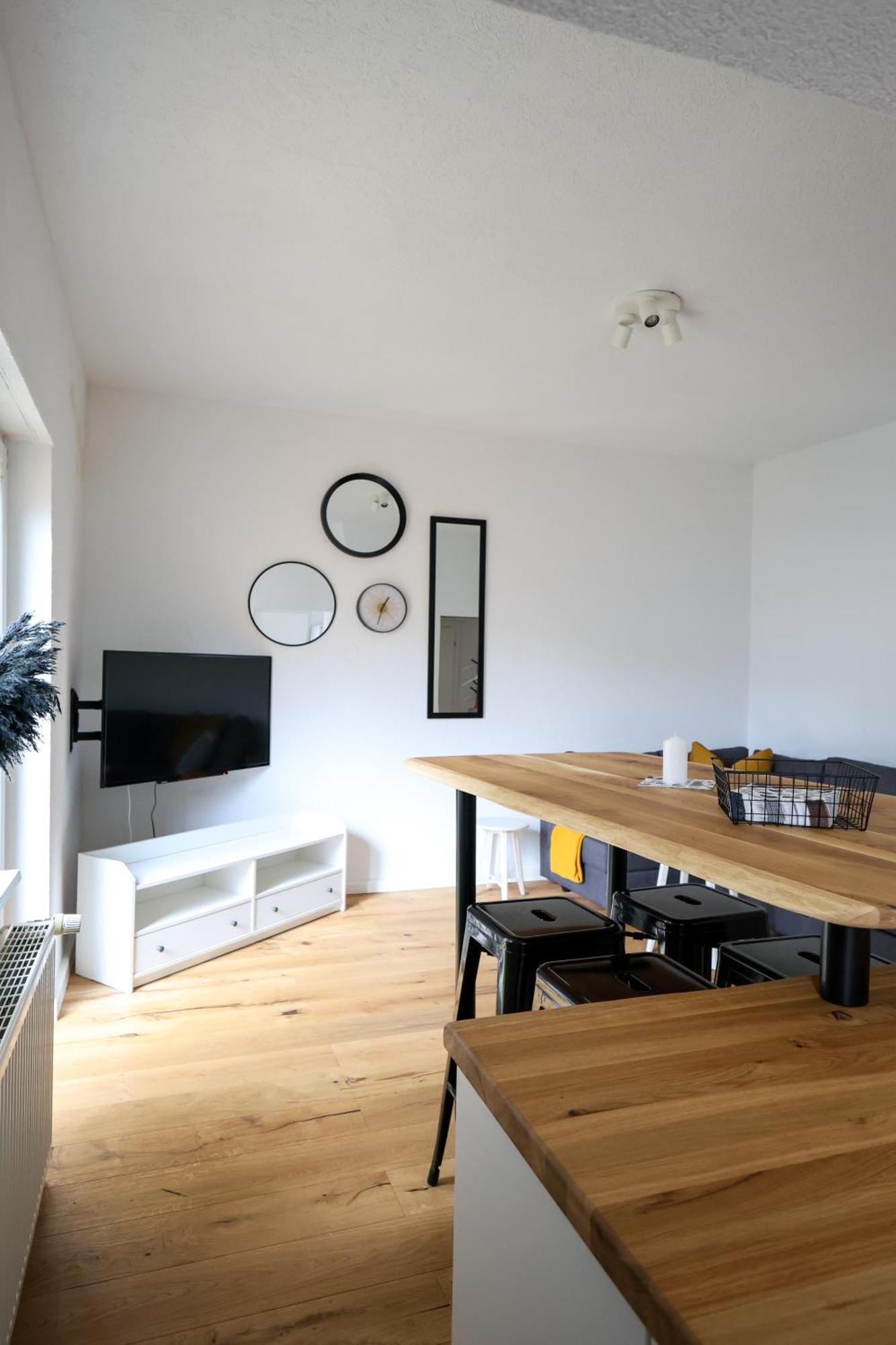 3 Zimmer Naehe Von Europapark Garage Balkon Grill Offenburg Buitenkant foto